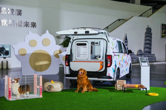 宠物车.jpg