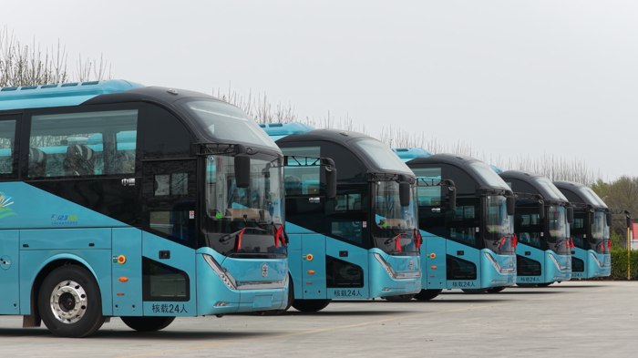 中通 H 系引领高端旅运新范式2.png