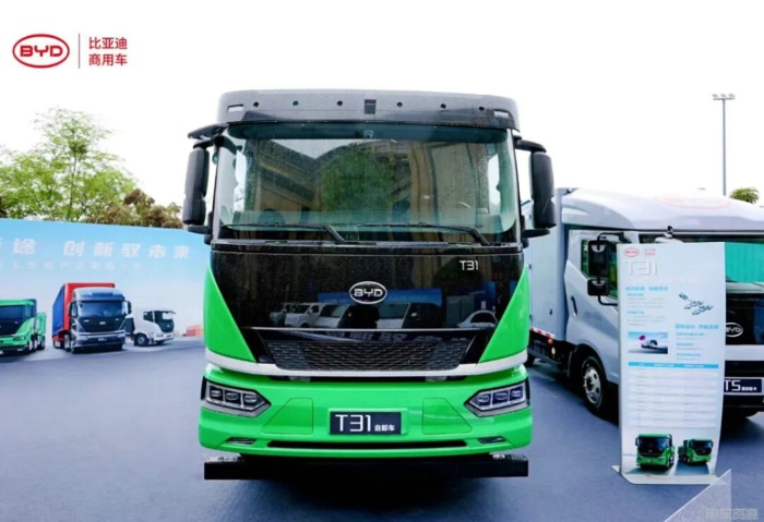 比亚迪T3i电动自卸车.jpg