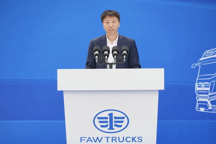 @中国路桥，北非见！解放卡车出发！4.jpg