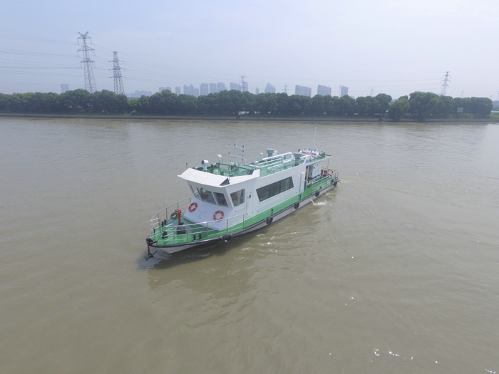 8.配套公务船.jpg