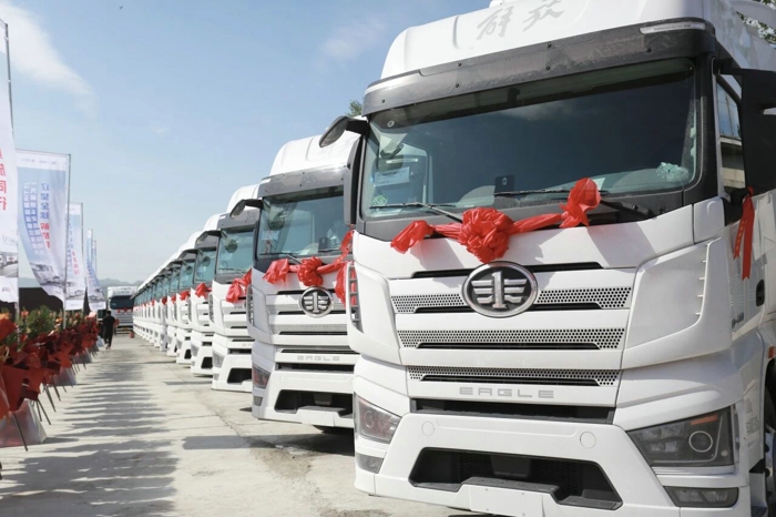 “辽”望全球，解放同行！50辆J7 TIR交车！3.jpg