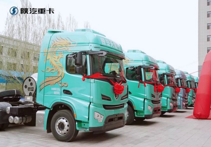 陕汽重卡X6000臻选版（LNG.jpg