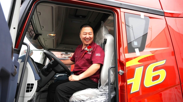 又双叒叕交付大单！这是解放哪款车？5.jpg
