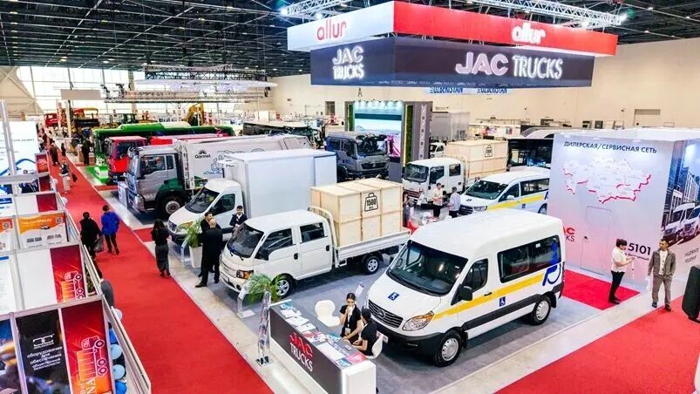 逆势增长｜JAC新品闪耀亮相哈萨克斯坦国际商用车展.jpg