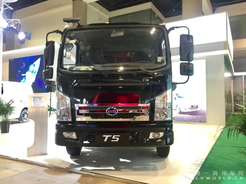 比亚迪T5纯电动物流车