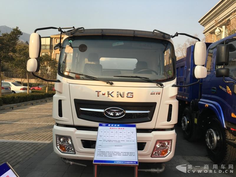 欧铃洒水车