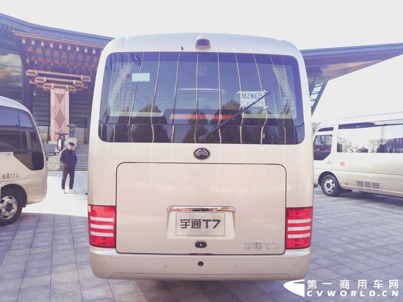 宇通T7 3.5T新品