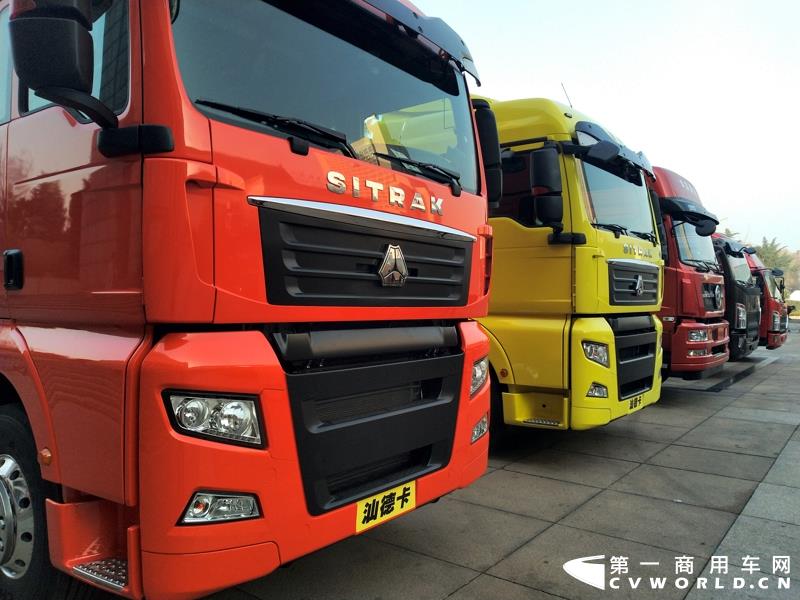 中国重汽2019年会展车第【18】张 重汽年会展车