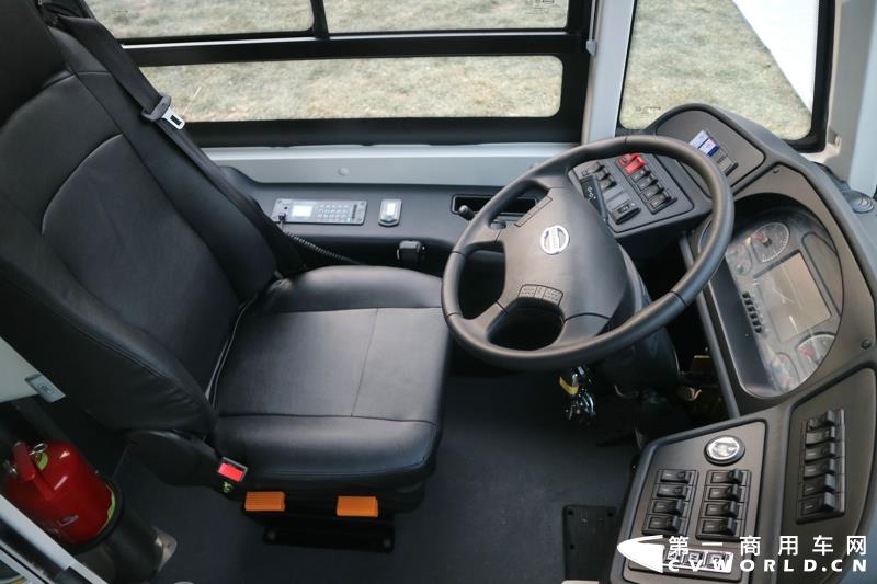 开沃12米纯电动公交车内饰