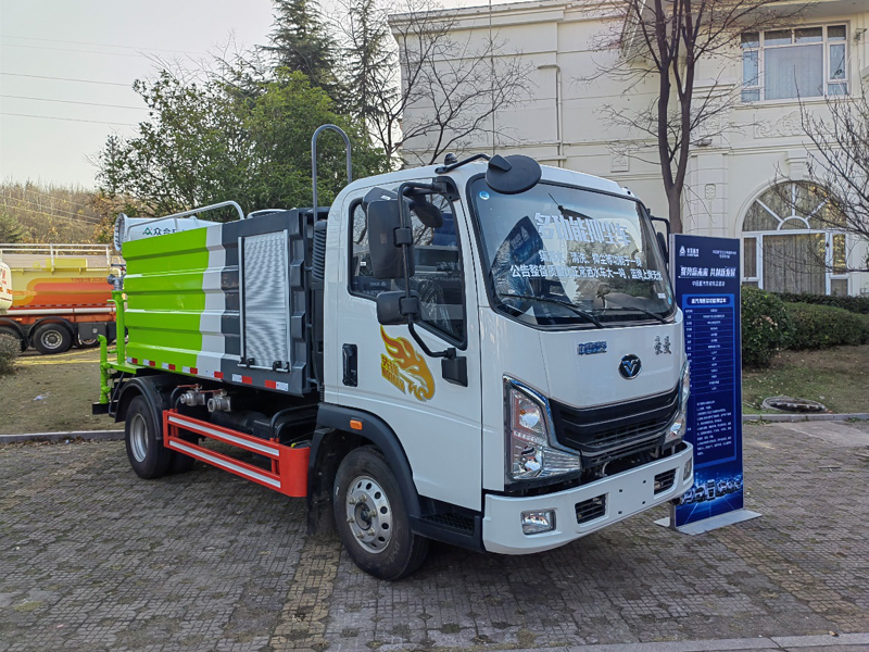 重汽海西豪曼多功能抑尘车