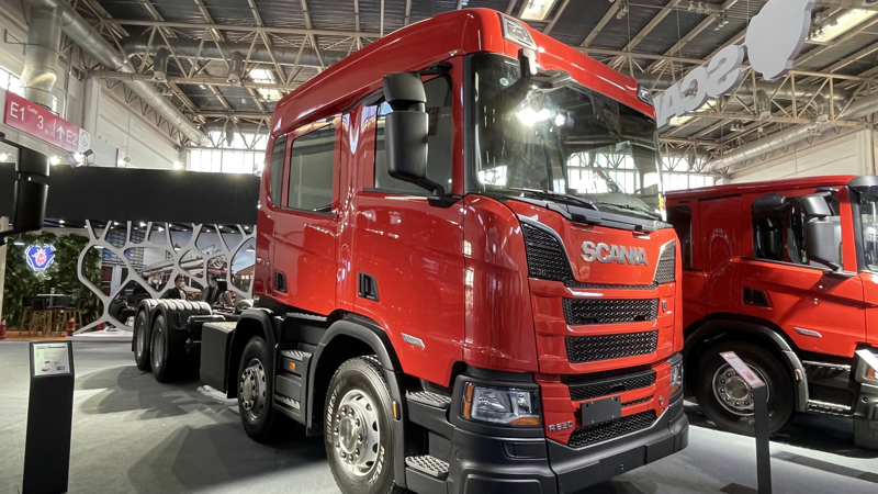 斯堪尼亚R650 8X4水罐车