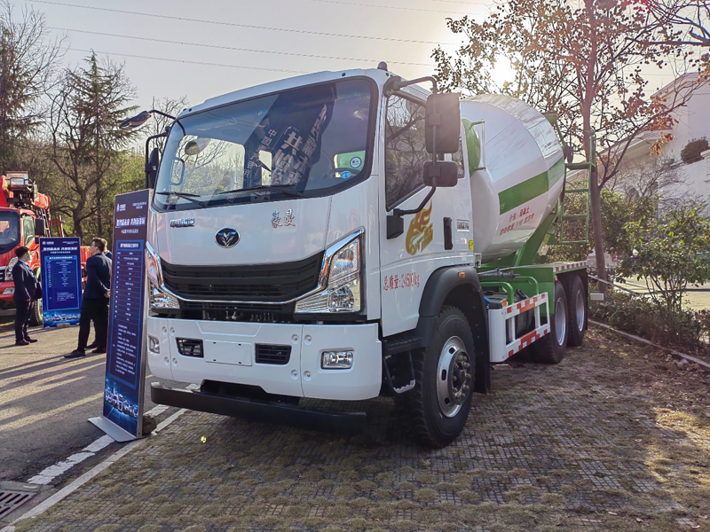 重汽海西豪曼混凝土搅拌车