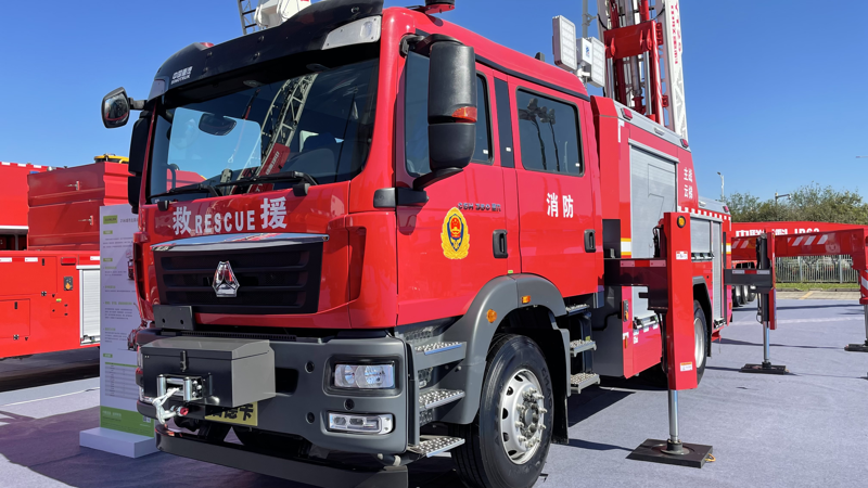 汕德卡C5H 25米城市主站云梯消防车