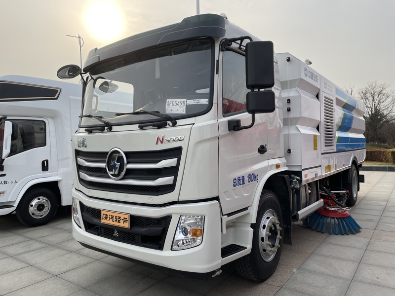 17号展车：陕汽轻卡N3000Pro洗扫车车型