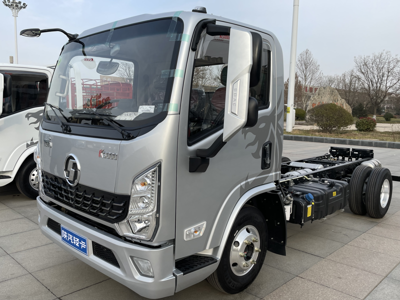7号展车：陕汽轻卡K5000-K7.5-WP2.3N-C6J45TB车型